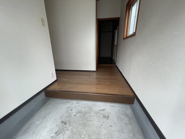 宝殿駅 徒歩18分 2階の物件内観写真